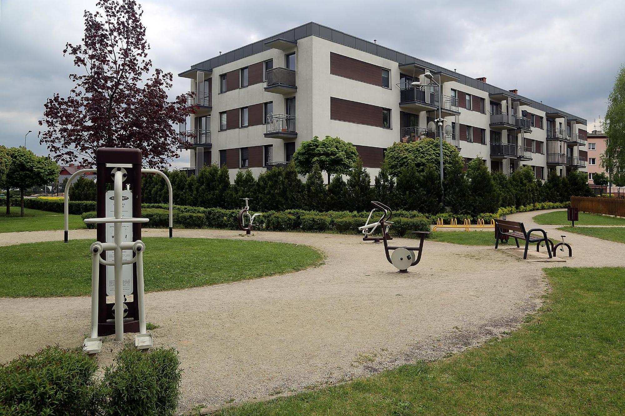 Apartamenty Uniejow "Prywatne Kapiele Termalne" Ngoại thất bức ảnh