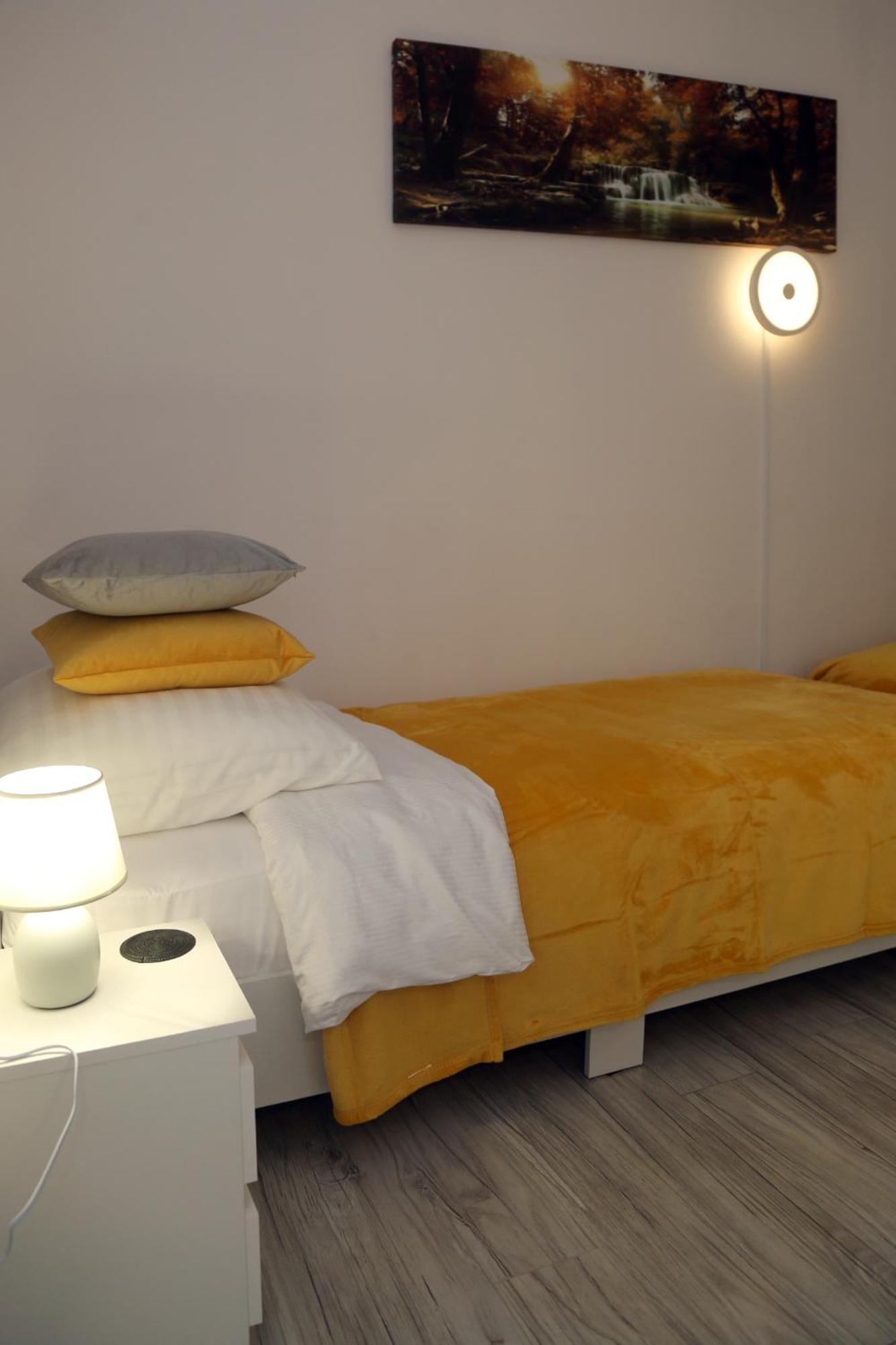 Apartamenty Uniejow "Prywatne Kapiele Termalne" Ngoại thất bức ảnh